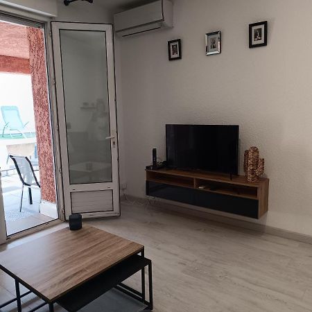 Appartement A 50 Metres De La Plage Fréjus Kültér fotó