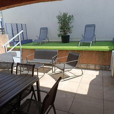 Appartement A 50 Metres De La Plage Fréjus Kültér fotó