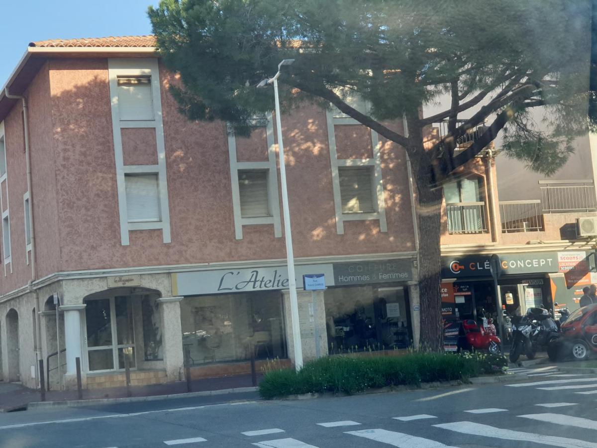Appartement A 50 Metres De La Plage Fréjus Kültér fotó
